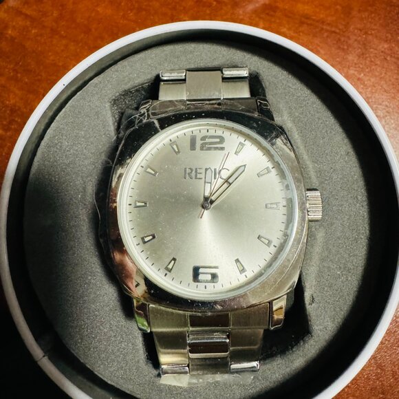 New Men’s Relic Watch with AT&T logo - Picture 2 of 4